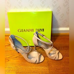 🧡Gianni Bini Sz 9 Laydie Heels🧡